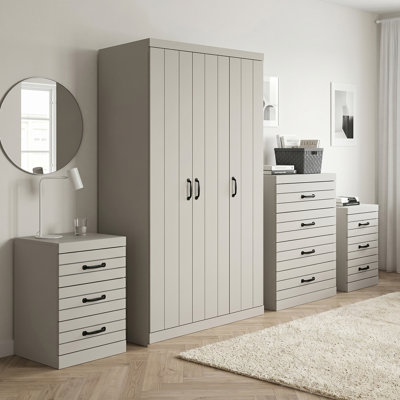 4 Piece Bedroom Set