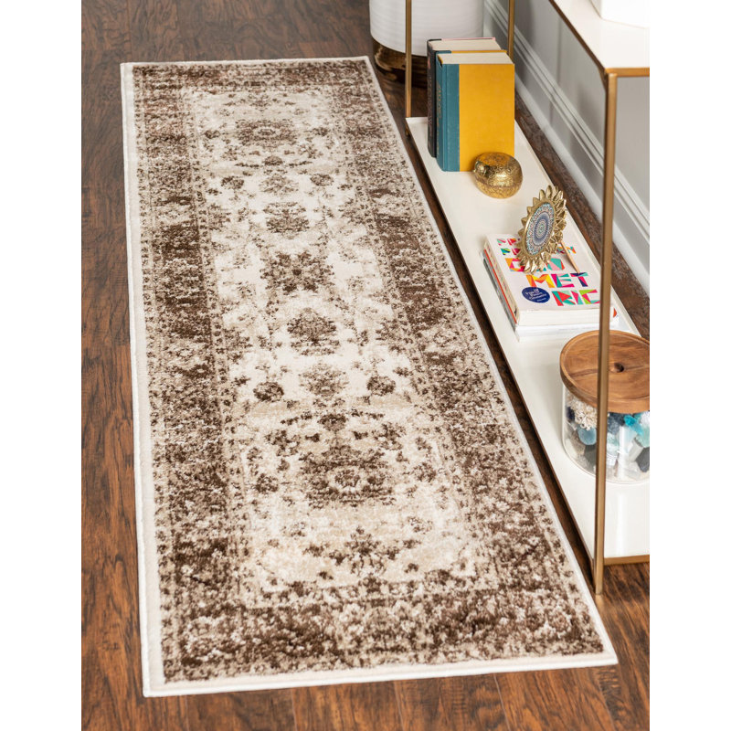 Emigdio Oriental Indoor Rug, Runner 2' x 5'1"