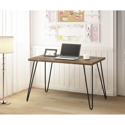 Bureau rustique en chêne avec détails décoratifs en métal, taupe et métal, ouvert pour économiser de l'espace, profondeur de 23,69 po, largeur de 47,18 po, détails de hauteur de 30 po, économie de conception, 30,64 po