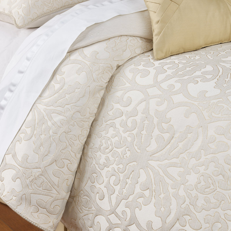 Valetta 6PC Comforter Set, Queen Comforter + 2 Standard Shams