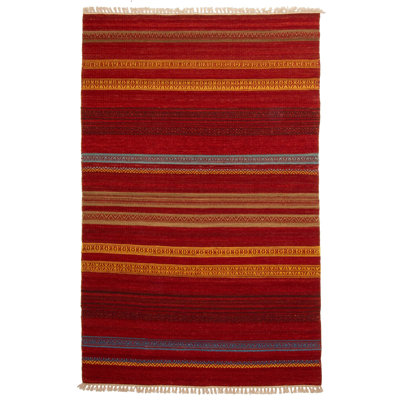 Kilim rouge Rafael 5 pi 2 po x 7 pi 10 po