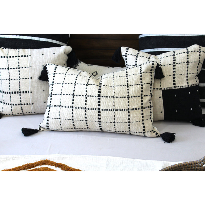 Housse de coussin lombaire noire et ivoire