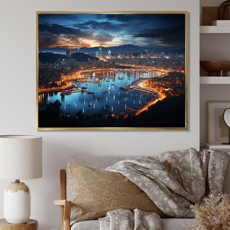 «Barcelona Beautiful Cityscape I», reproduction, H 12 po x l 20 po x P 1 po, Cadre flottant doré