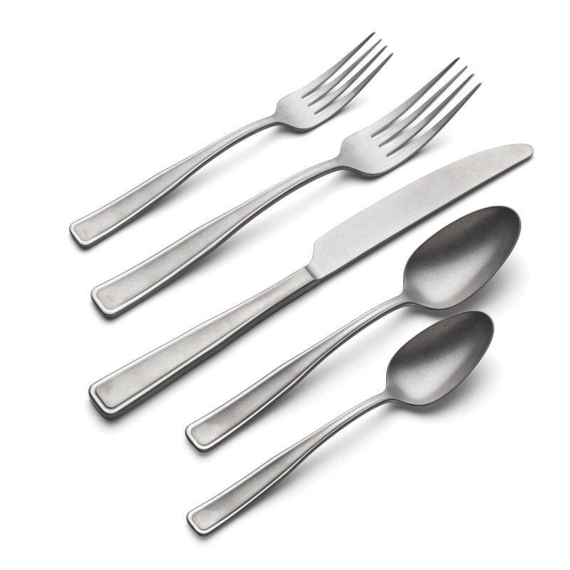 Oneida Reid Satin 20 Piece Flatware Set, Silver