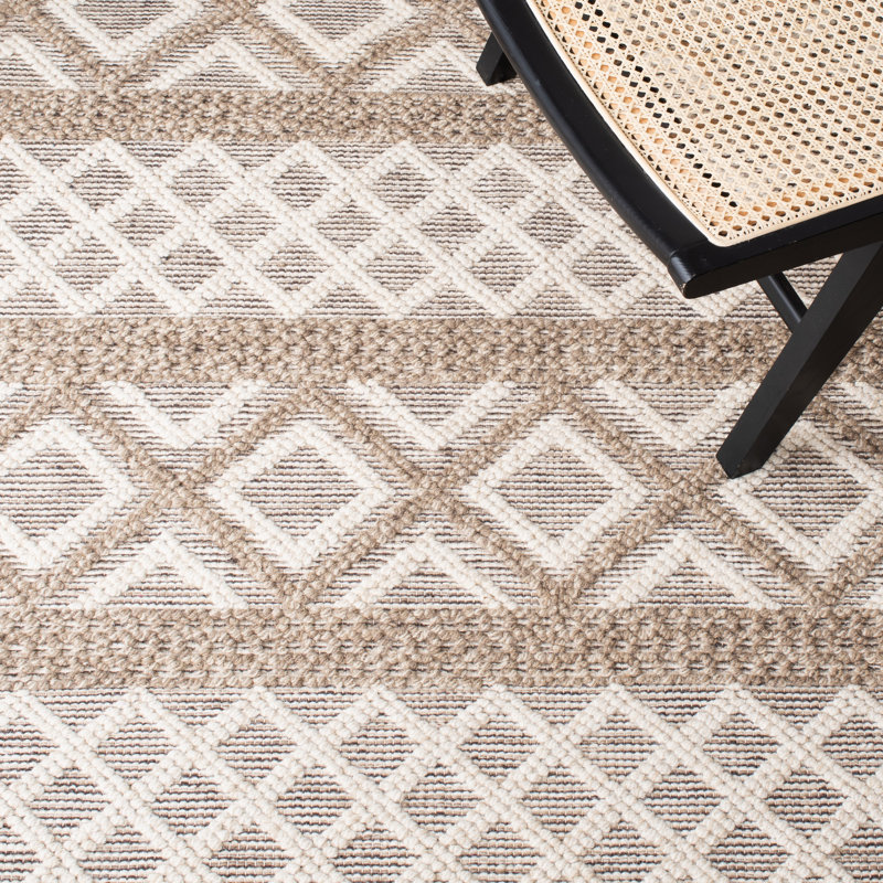 Vermont Hand Woven Wool/Cotton Geometric Rug in Gray/Ivory, Rectangle 3' x 5'