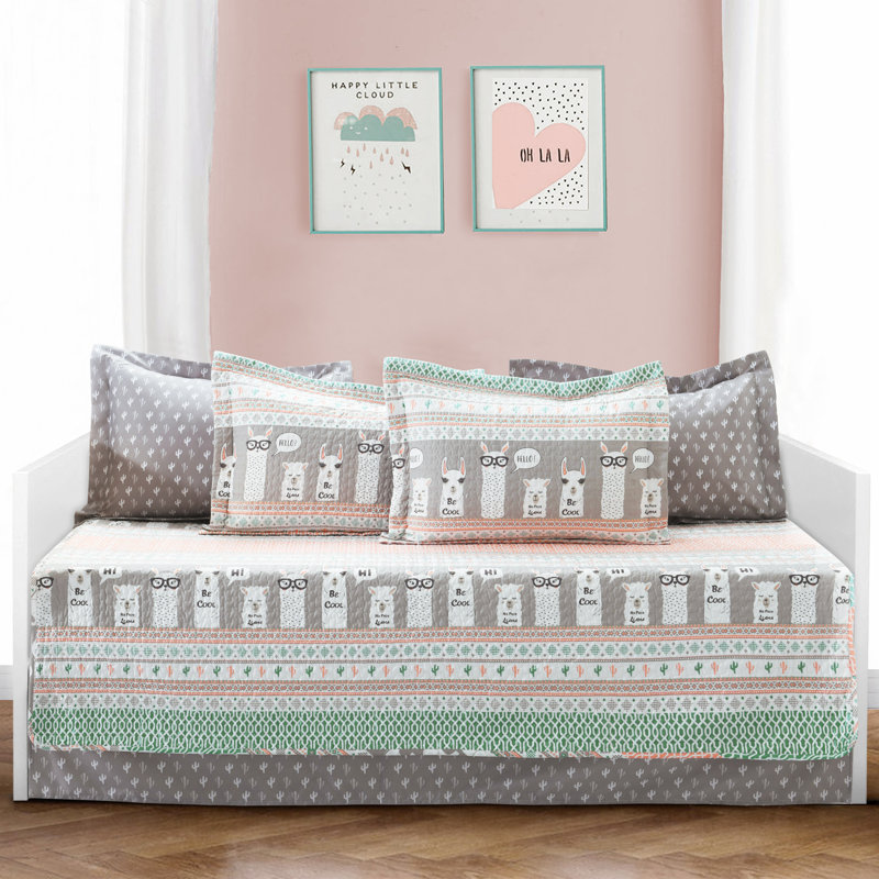 Llama Stripe 6 - Piece Quilt Set, Pink