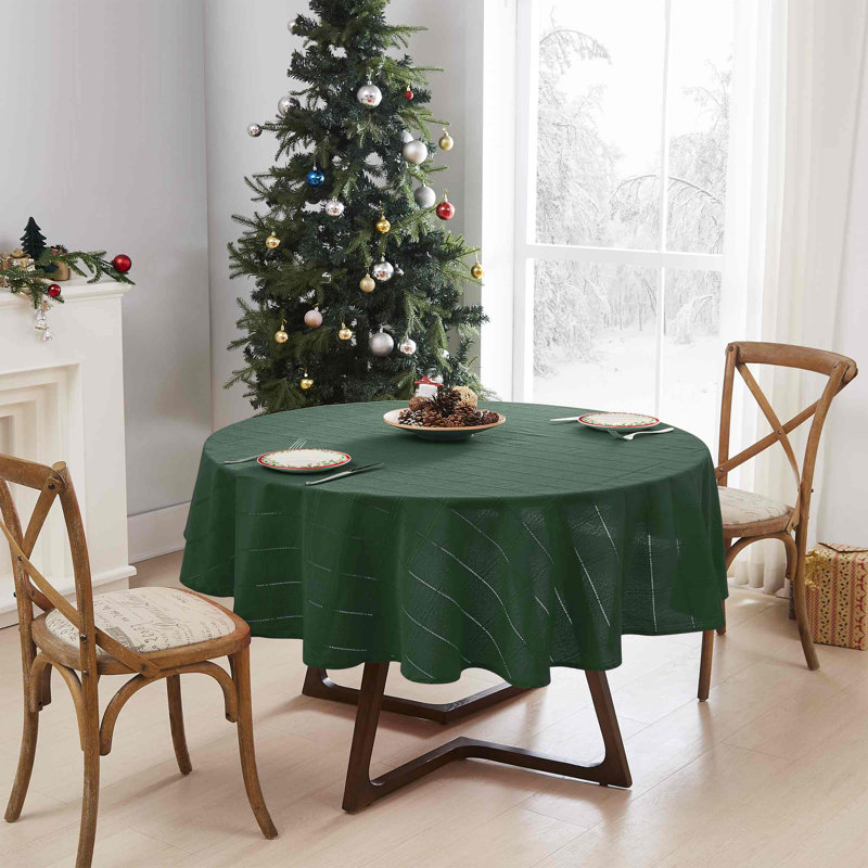 Izod Chadwick Linen 70" Round Tablecloth, Green