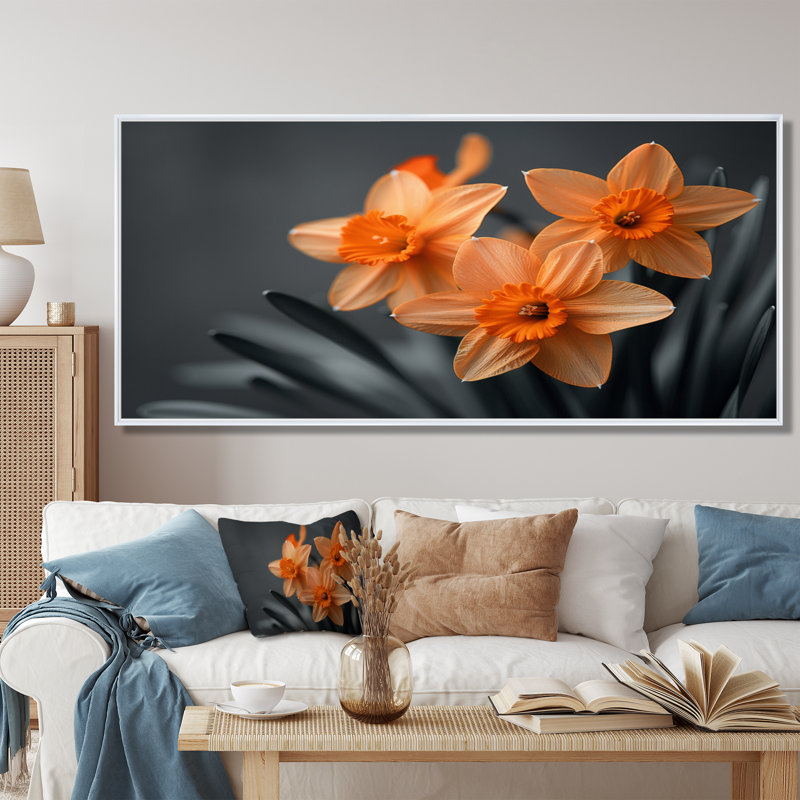 Monochromes tournesol sourire jonquilles I - jonquilles murales, Cadre flottant blanc, H 28 po x l 60 po