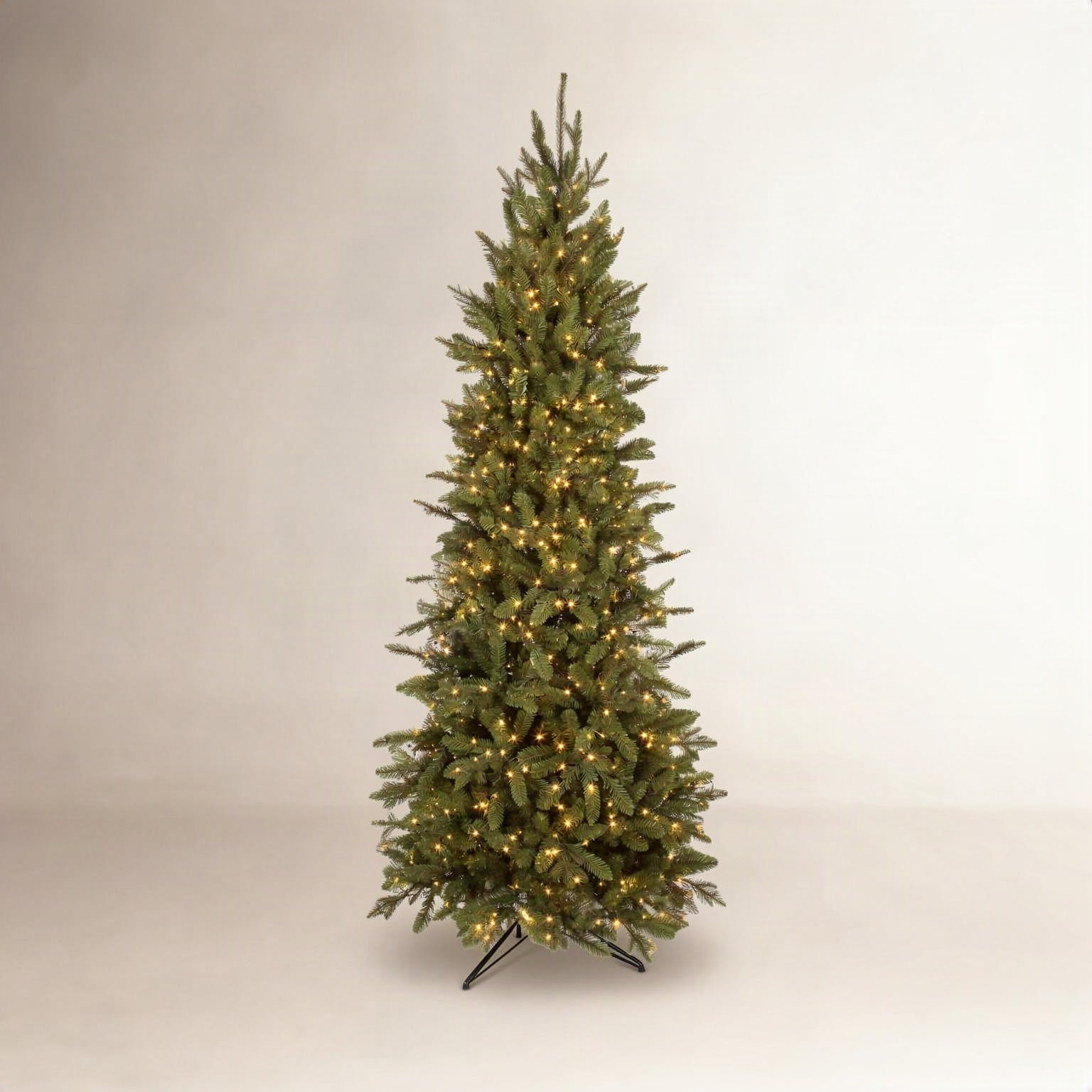 Lighted Artificial Christmas Tree, 7.5'
