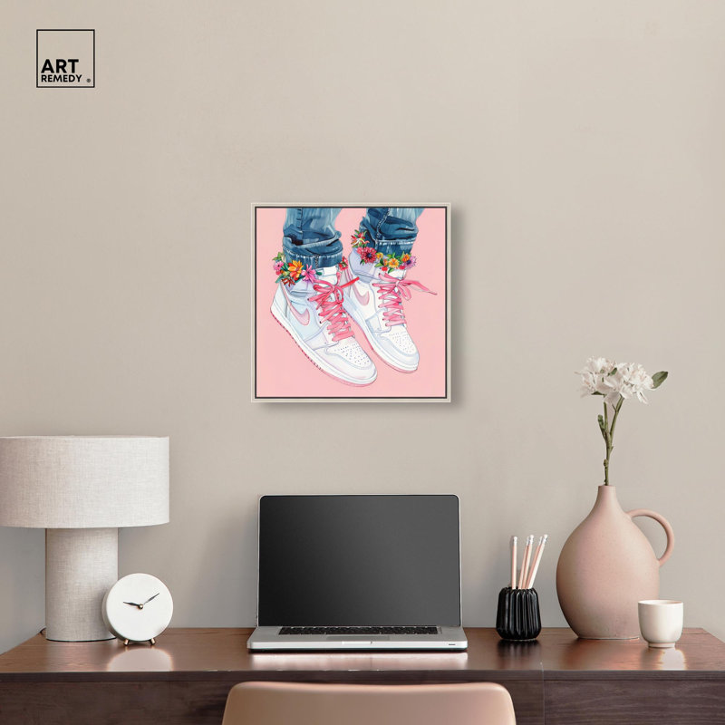 Art mural sur toile Blush, H 17 po x l 17 po, Encadrement argenté