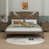 Noyer antique est en rupture de stock sélectionné