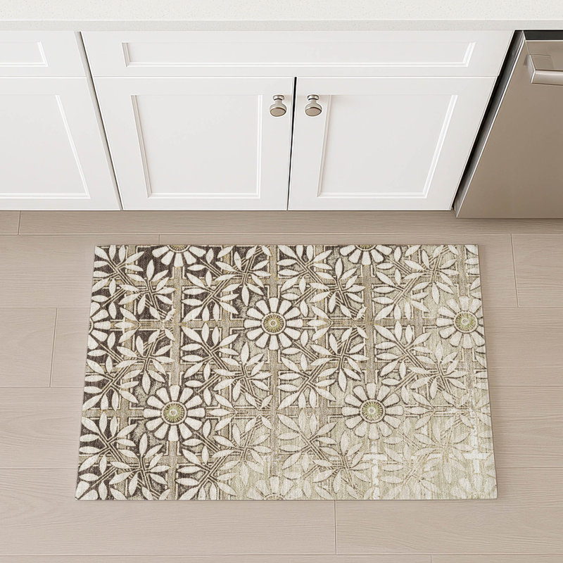 Machine Washable Indoor/Outdoor Chantille ACN2775 Floral Rug, Ivory, 2'6" x 3'10"
