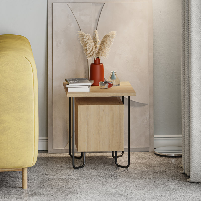 Merinville 15.7'' W Nightstand, Oak