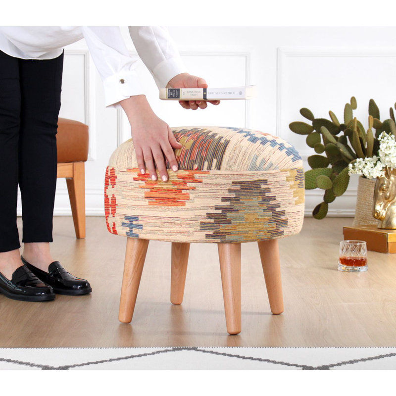 Pouf élégant avec pieds en bois de hêtre, couleur crème | Housse 50% coton / 50% lin, 18,1 po x 16,5 po x 18,1 po | Éponge douce orthopédique 35 h 35 avec épaisseur de 2,4 pouces | Parfait pour le salon et la chambre à coucher