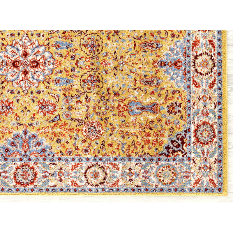 Tapis jaune à motif oriental Penton, Rectangle 7 pi 9 po x 9 pi 9 po