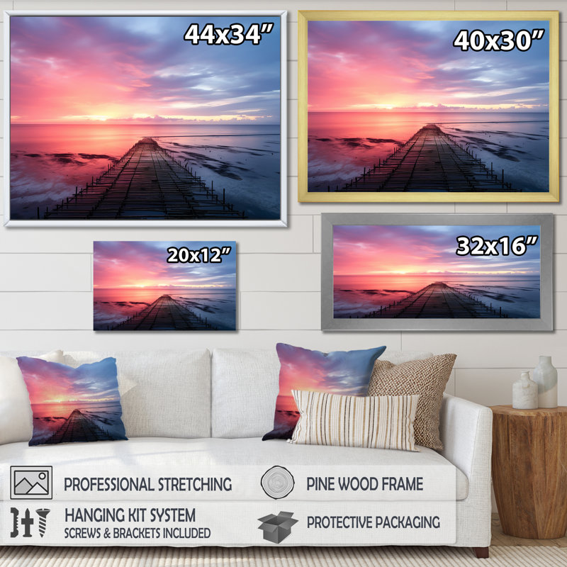 «Pink and Blue Pier» Horizon Sunset II, Cadre flottant noir, H 12 po x l 20 po x P 1 po