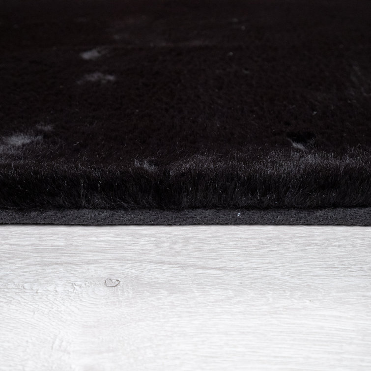 Latitude Run® Super Soft Area Rug Fluffy High Pile Cosy Luxurious Touch In  Solid Black & Reviews