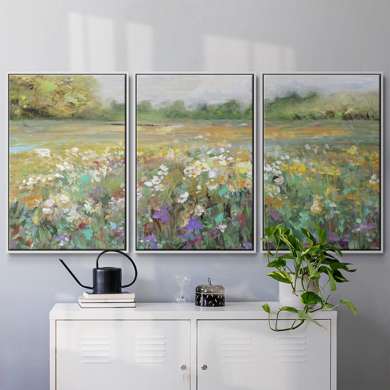 Country Meadow - 3 pièces, reproduction encadrée sur toile, Blanc, H 36 po x l 75 po x P 2 po