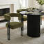 Ensemble de table de salle à manger pour 6 personnes avec table ovale et 6 chaises rembourrées en velours-100882829-100882827