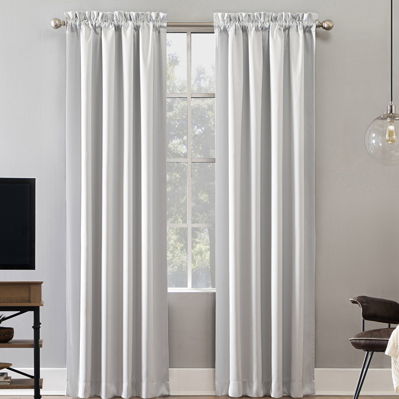 Panneau de rideau 100 % occultant avec passe-tringle de qualité cinéma Oslo Sun Zero, l 52" x L 63", Perle
