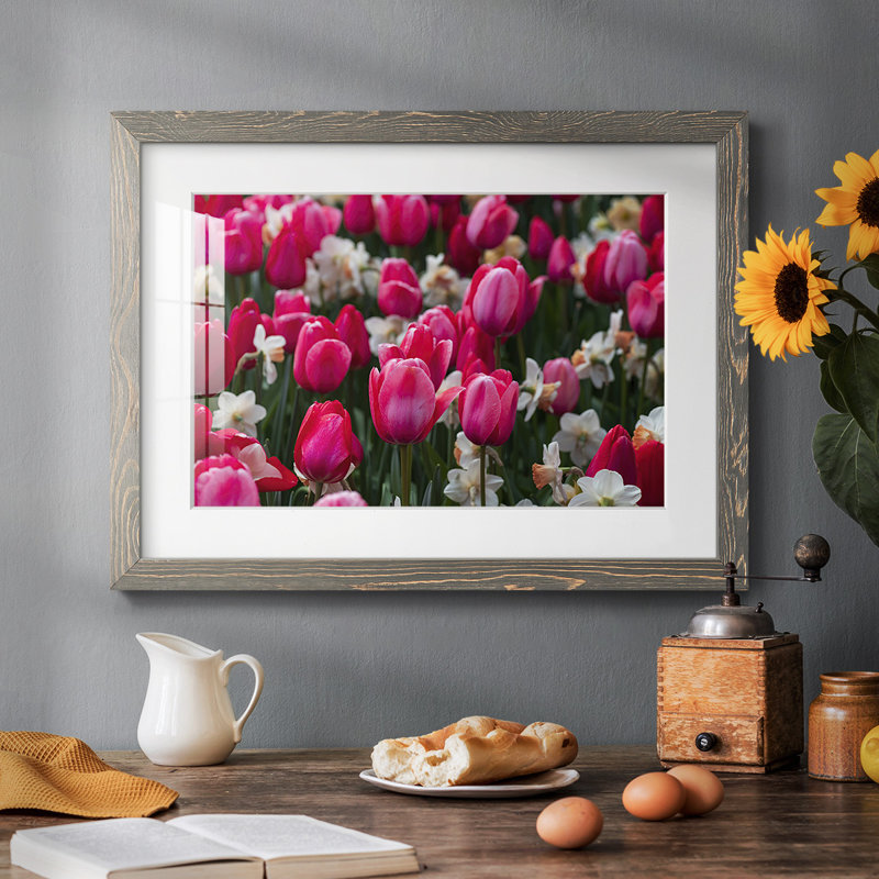 " Looks Like Spring ", 22" H x 32" W x 1.5" D, Gray