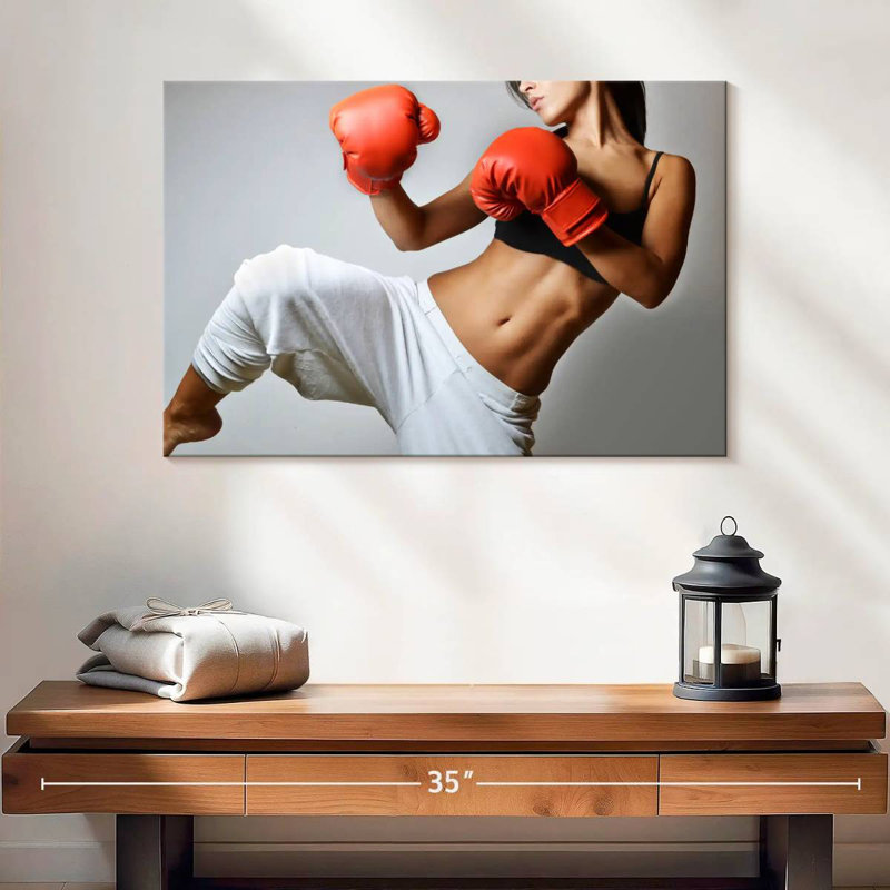 Athlète féminine de Sirick Kickboxing, H 20 po x l 30 po