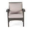 Timeless Elegance, une chaise décorative pour le salon-822672335