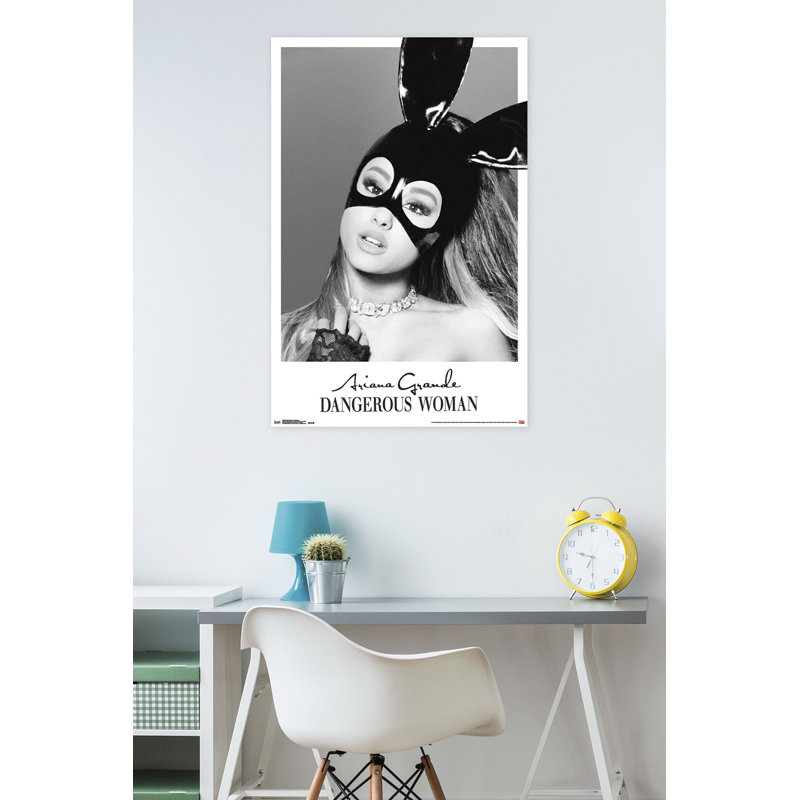 Impression sur papier ariana grande-dangereuse
