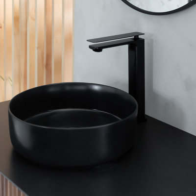 AGUA CANADA Frido Ceramic Circular Vessel Bathroom Sink