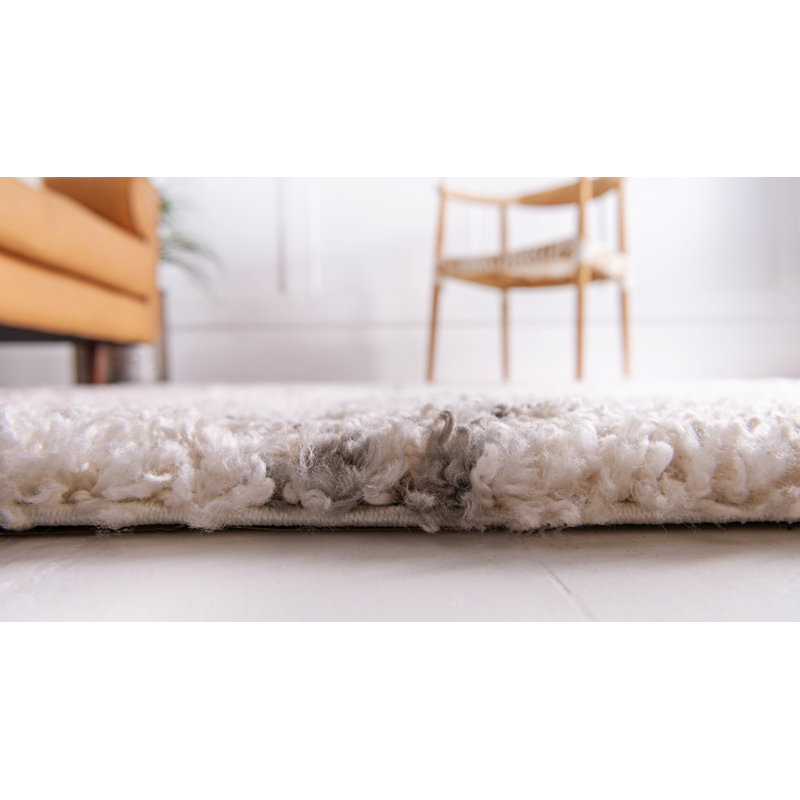 Reardon Geometric Indoor Rug, Round 5'3"