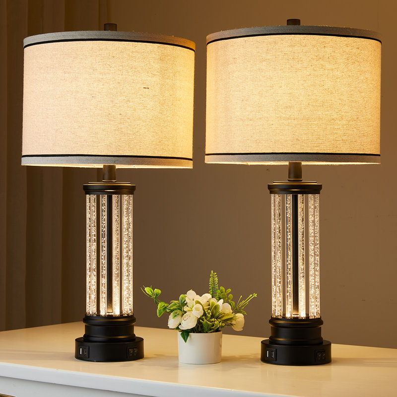 Ensemble de lampes de table 25 "en cristal Dandridge avec veilleuse et ports USB (ensemble de 2)