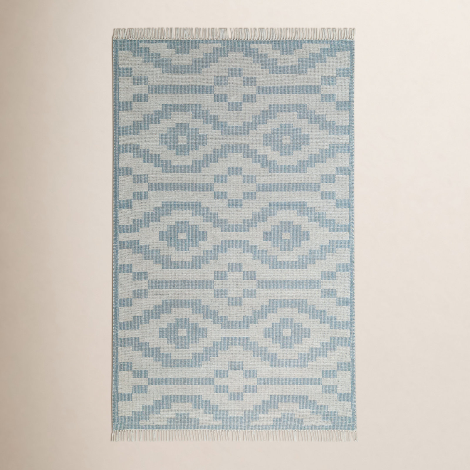 Mardith Stepwell Area Rug, Rectangle 5' x 8'