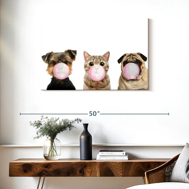 «Funny Animal», reproduction sur toile, H 24 po x l 36 po x P 1,25 po