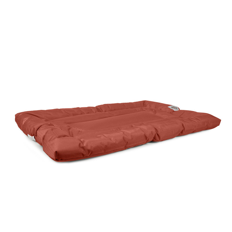 Coussin confortable Brutus Tough Resistant, Grand (l 42 po x P 26 po x H 2 po), Rouge
