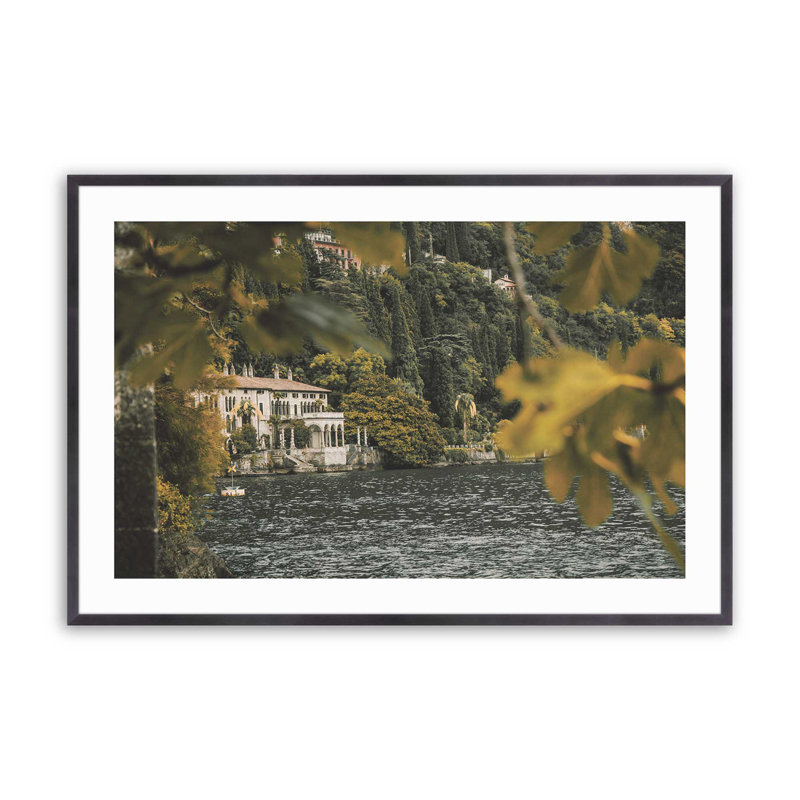 «Lakeside Mansion», dans un cadre,, Cadre en zinc patiné, H 25,25 po x l 37,25 po x P 1,25 po