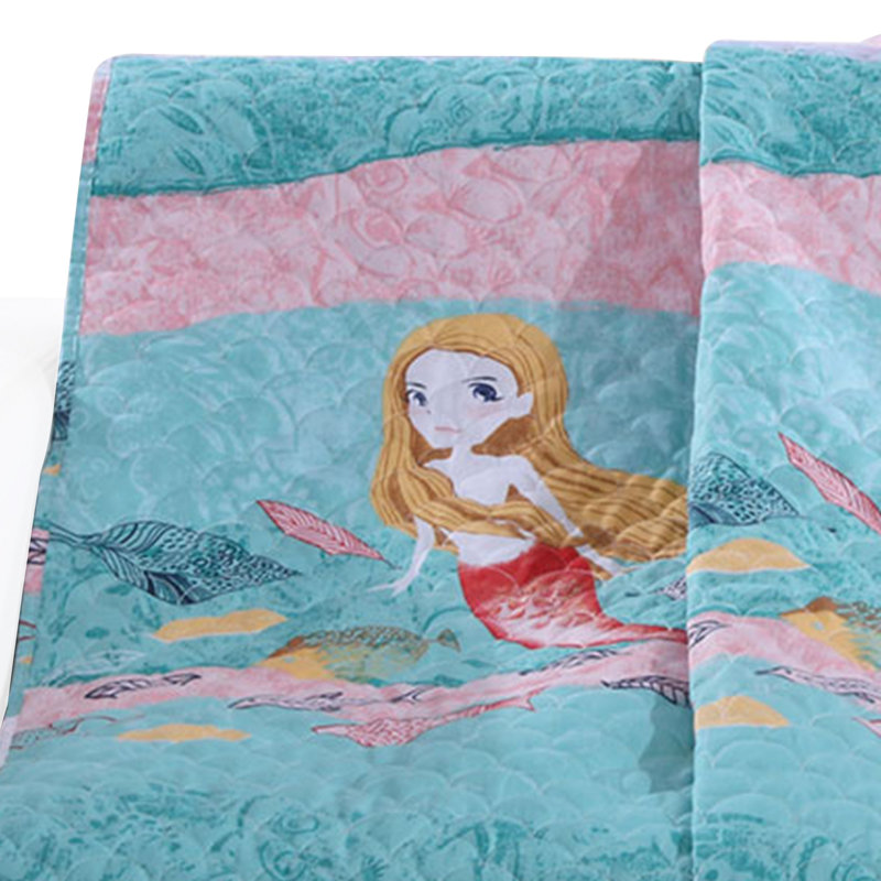 Wini Throw