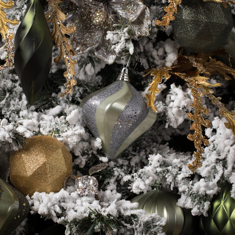Ornement en forme de diamant, Calcaire