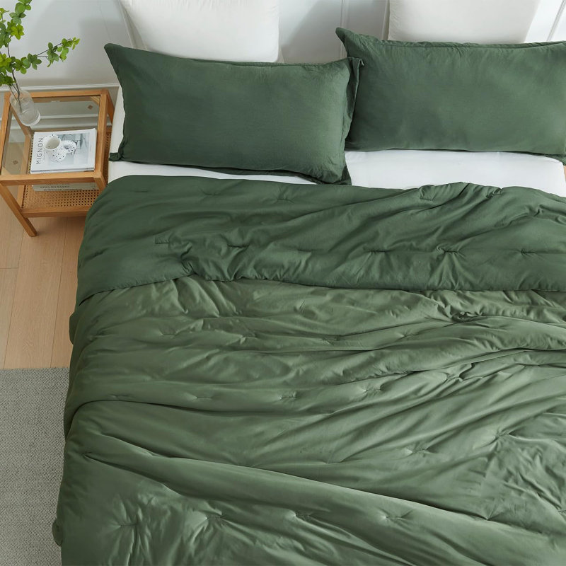 Twin Green Microfiber Down Alternative Comforter Set