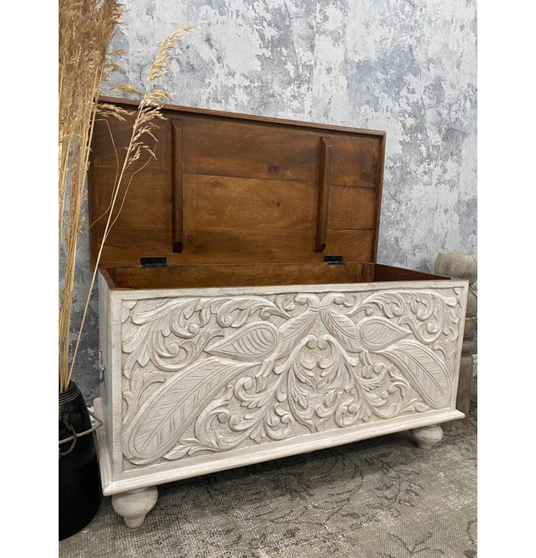 Anouck Accent Trunk