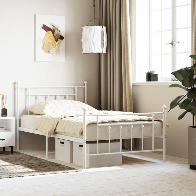 Metal Bed, 100 x 210cm