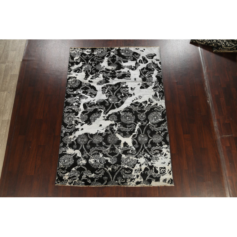 Tapis oriental noir / argenté à motif floral Versace noué à la main 6 x 9