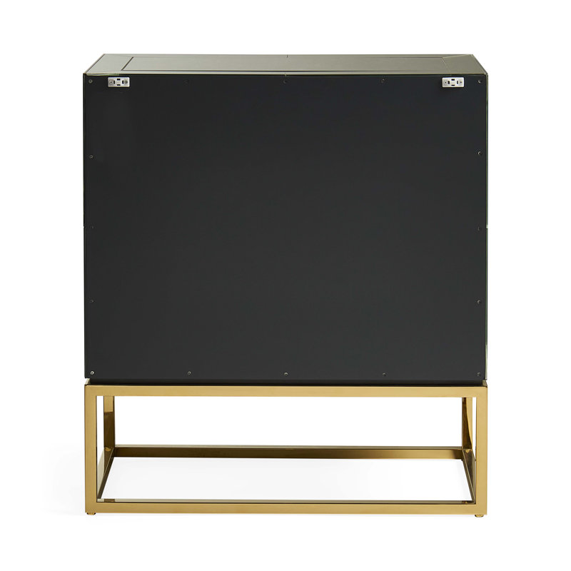 Delphine Cabinet