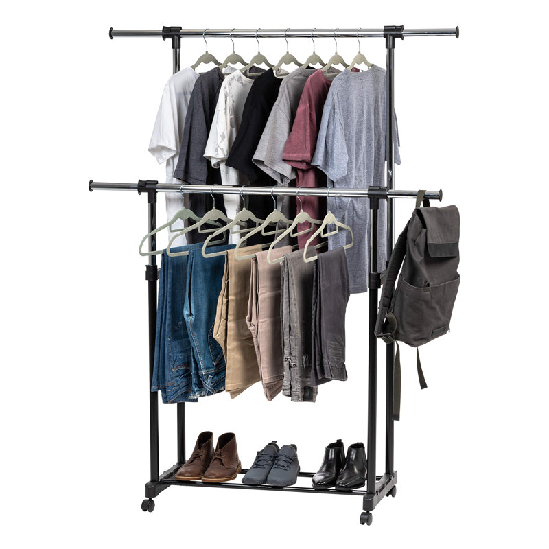 Portant à vêtements réglable en métal Nilton