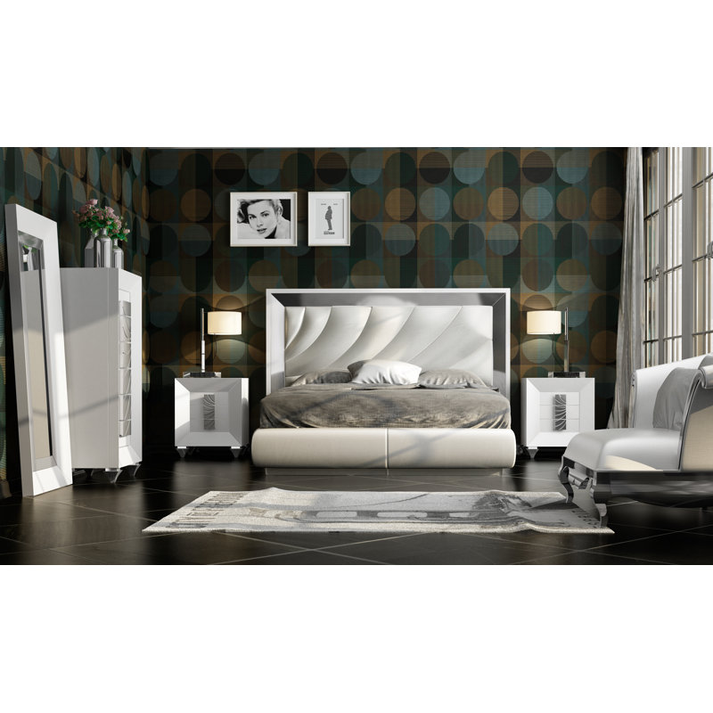 Annalya Upholstered Panel Bed, Matte, King
