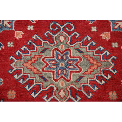 Tapis rouge fait à la main Kazak