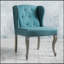 Fauteuil à oreilles exquis avec boutons classiques et clous élégants pour la décoration intérieure