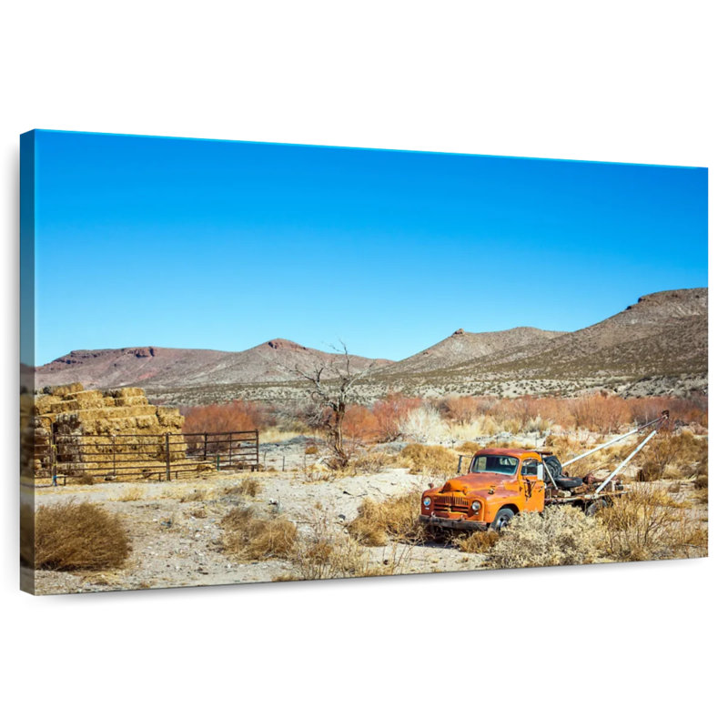 Mehar El Paso Desert Tow Truck, 8" H x 12" W