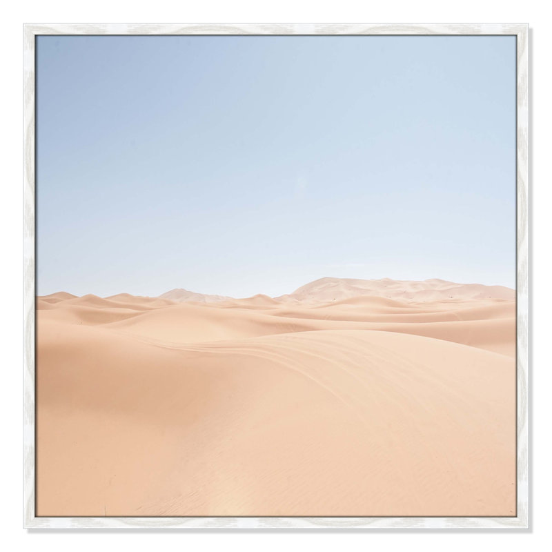 «Desert Serenity I Print» par Mark Eder, Cadre blanc mince, H 32 po x l 32 po x P 0,75 po, Pas de tapis