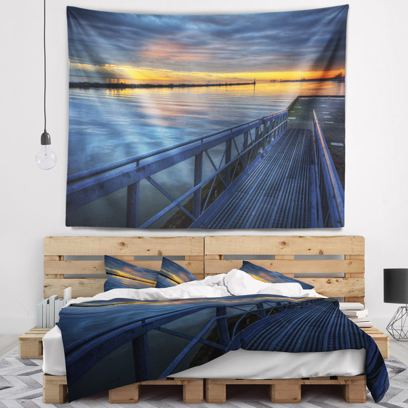 Tapisserie «Seascape Azure Waters» derrière la jetée, H 32 po x l 39 po