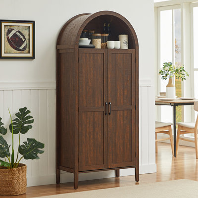 Armoire de garde-manger de 71 pouces de hauteur avec portes et tablettes